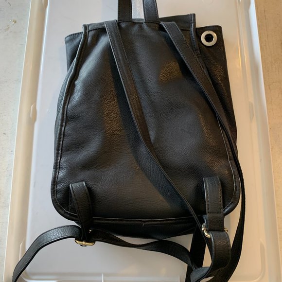 Candie's Faux Leather Backpack Purse. 12" x 9" x 4". Preowned. (449) - Picture 3 of 6